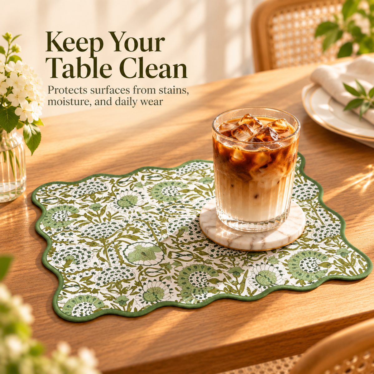 Reversible Floral Scalloped Dining Placemat
